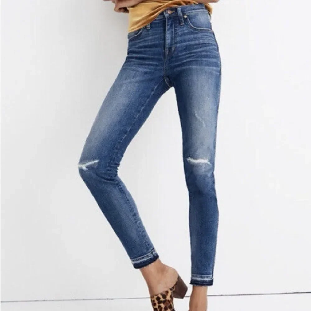 Madewell Women's size 24 High Rise 9”Skinny Distressed Jeans